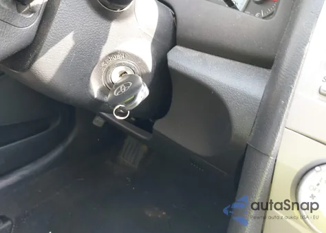 2010 Toyota Camry Se z USA, uszkodzony, nr VIN 4T1BF3EK5AU033715